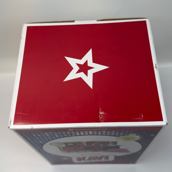 American Girl Kavi's Sharma Backstage Theater Trunk- Girl of the Year 2023 NEW - Picture 15 of 16